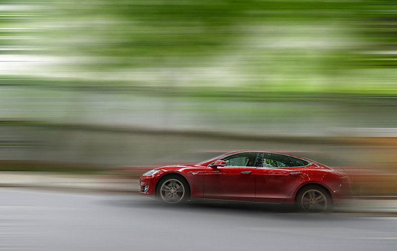 纯电动汽车面对“混”战 草莓视频免费在线观看技术依然是软肋